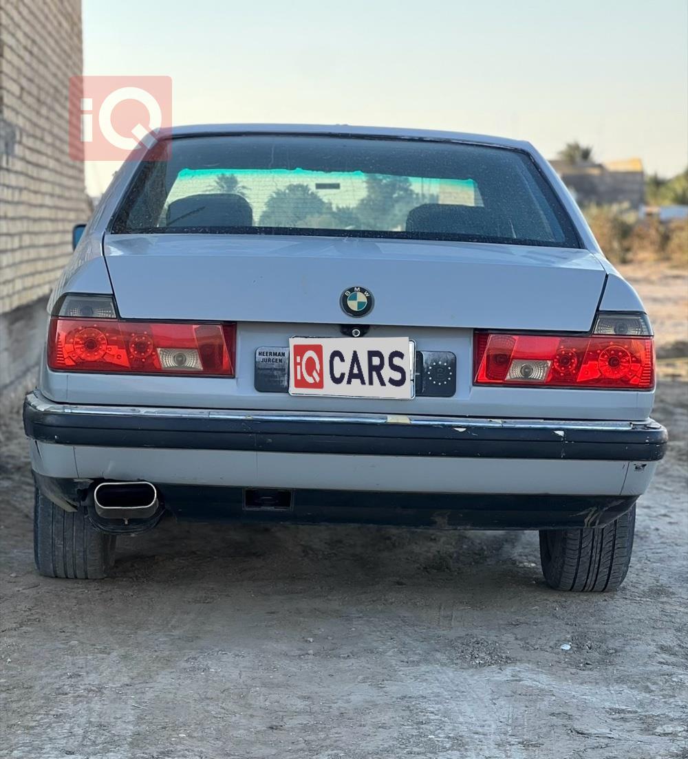 بي ام دبليو الفئة 7